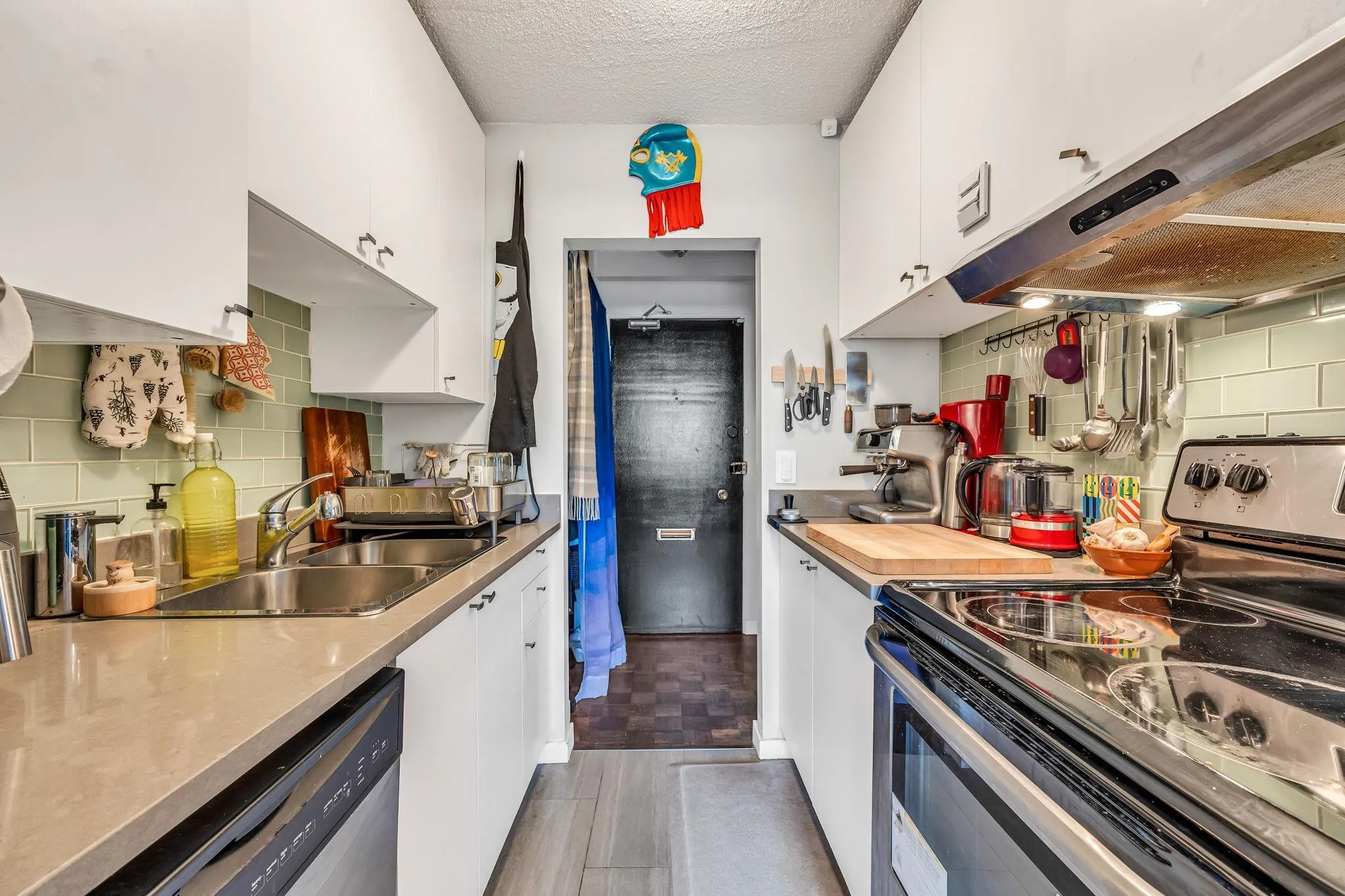 207 2025 W 2nd Avenue