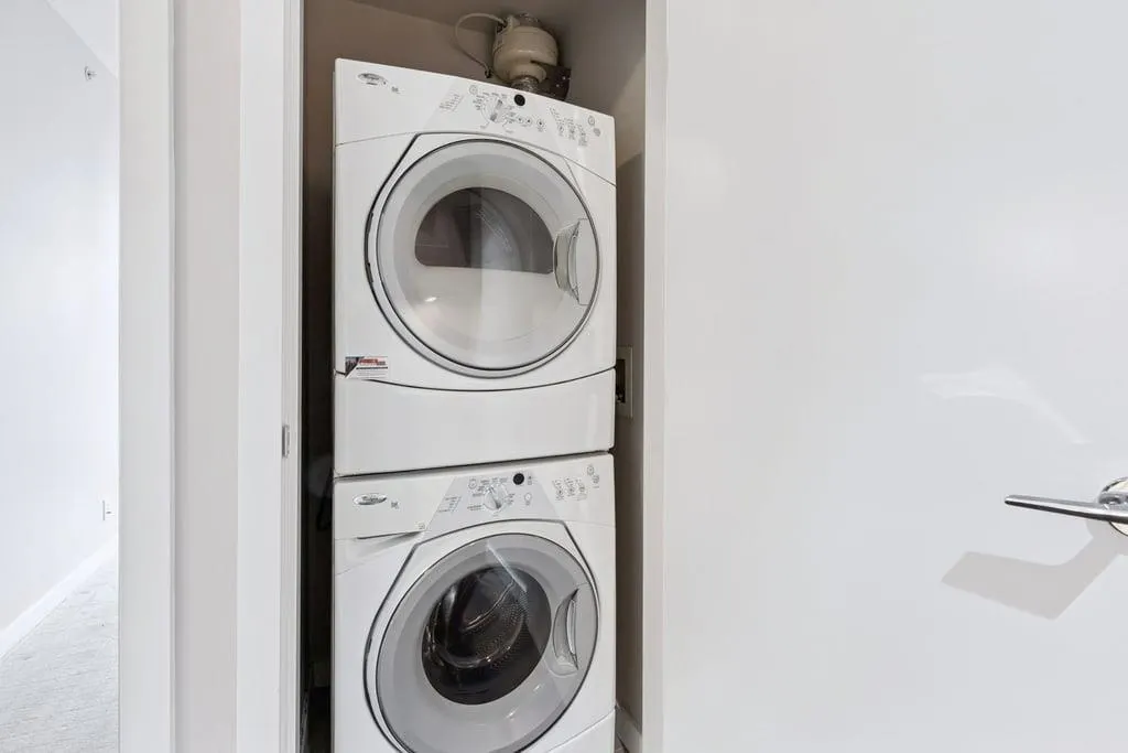 805 6188 Wilson Avenue