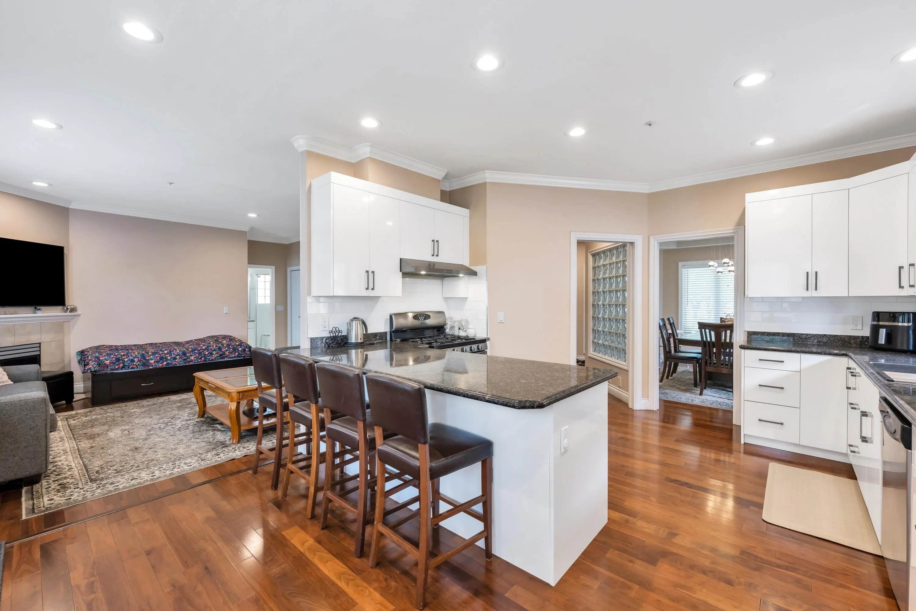 6271 Arlington Street