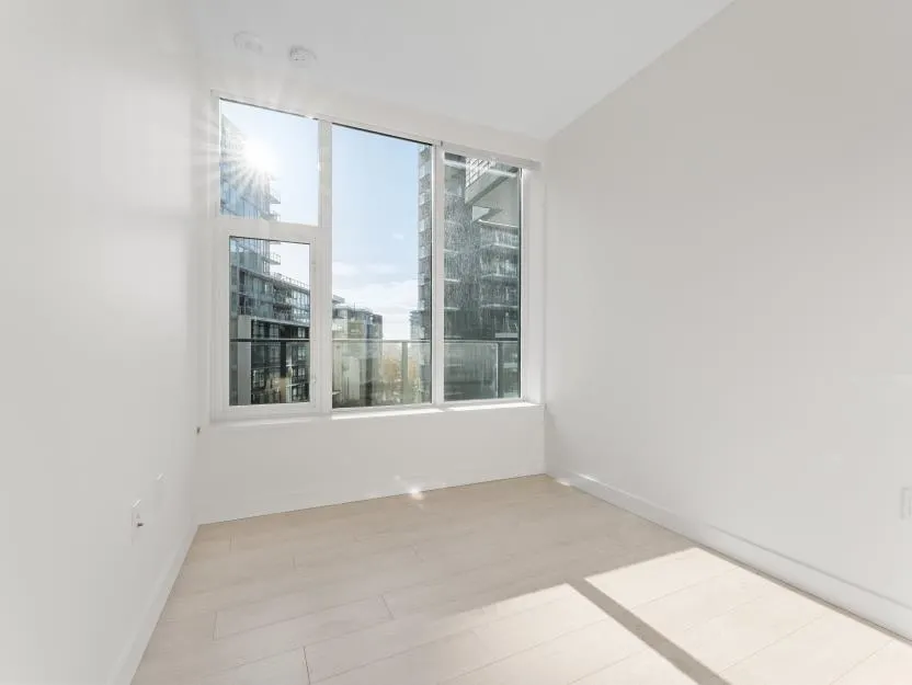 581 8671 Hazelbridge Way