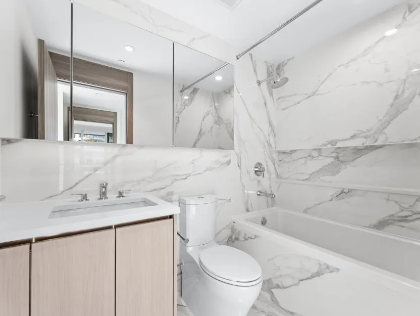 581 8671 Hazelbridge Way