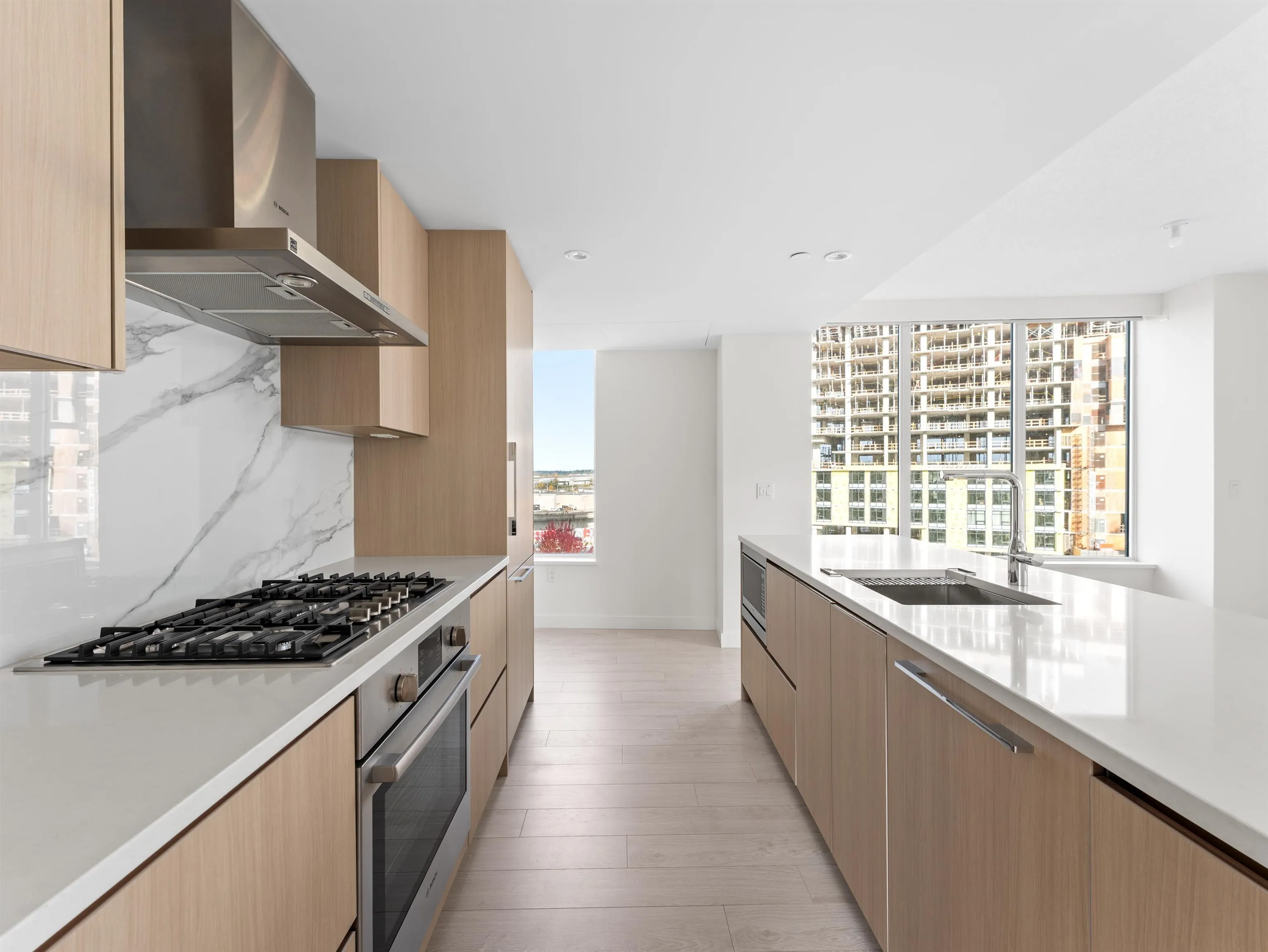 581 8671 Hazelbridge Way