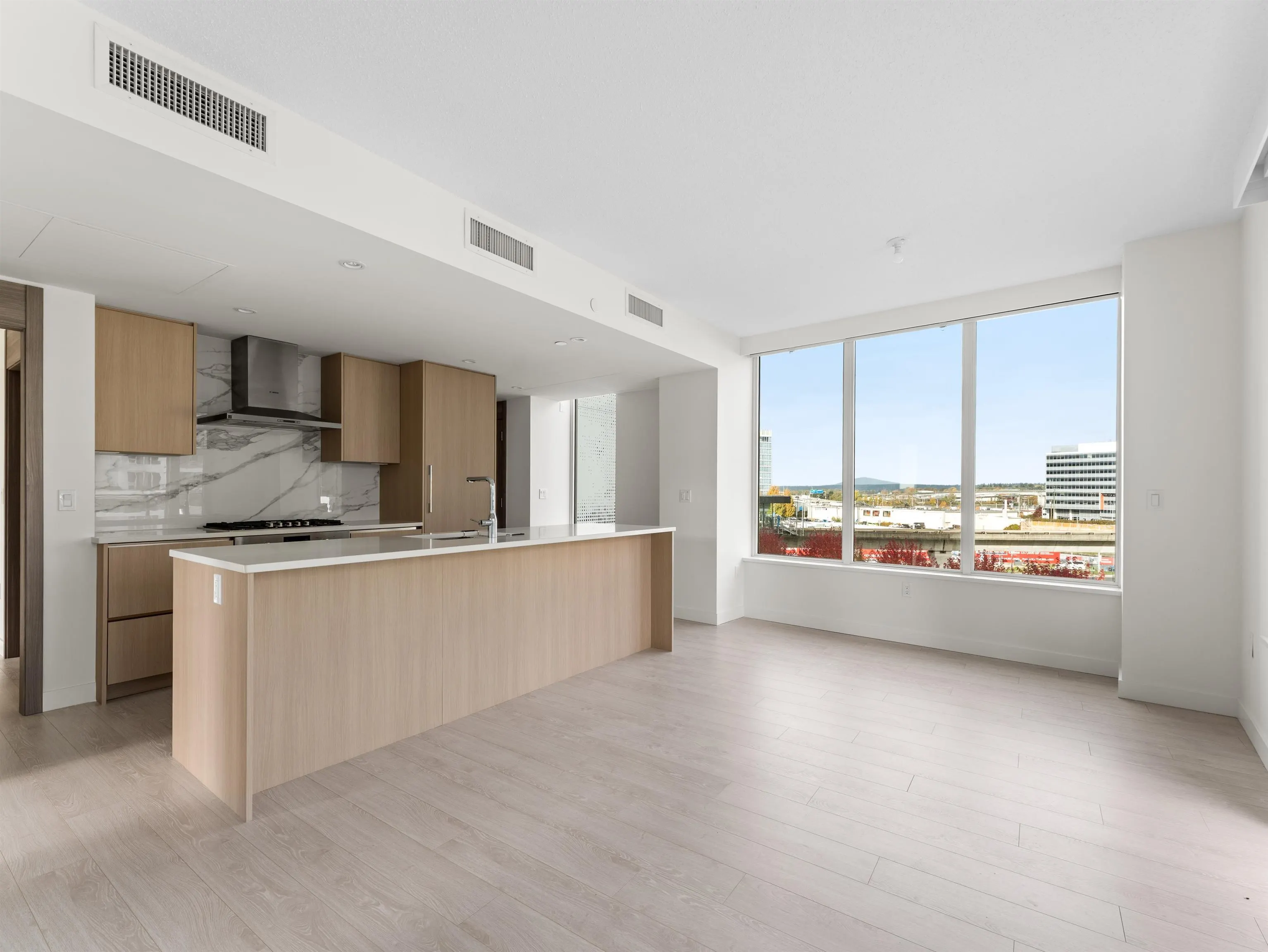 581 8671 Hazelbridge Way