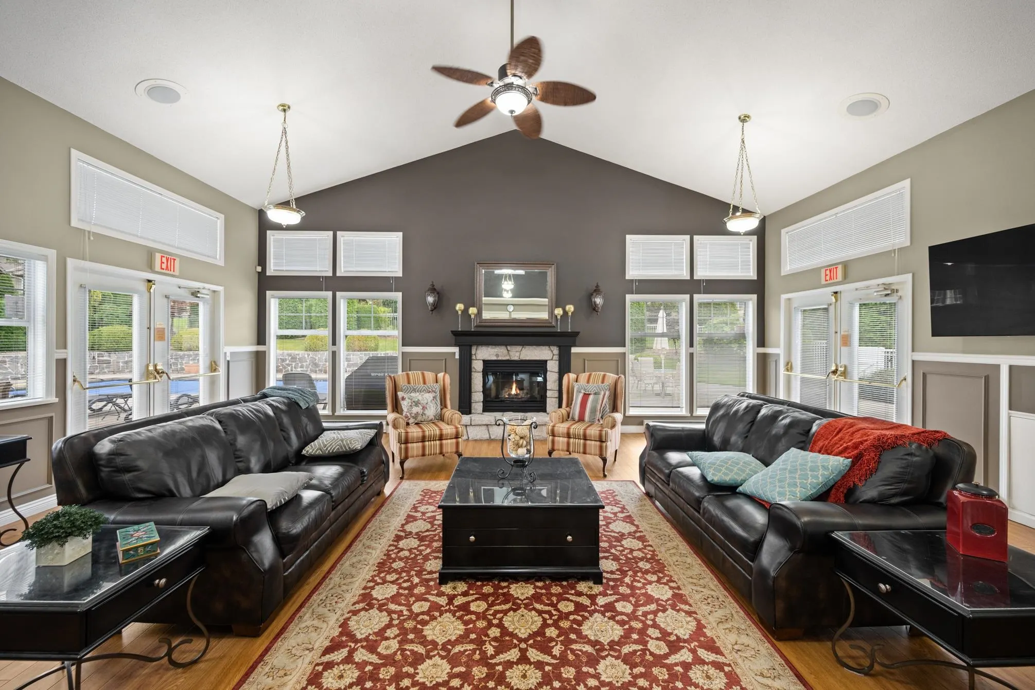 79 9012 Walnut Grove Drive