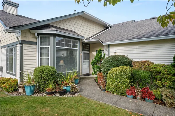 79 9012 Walnut Grove Drive