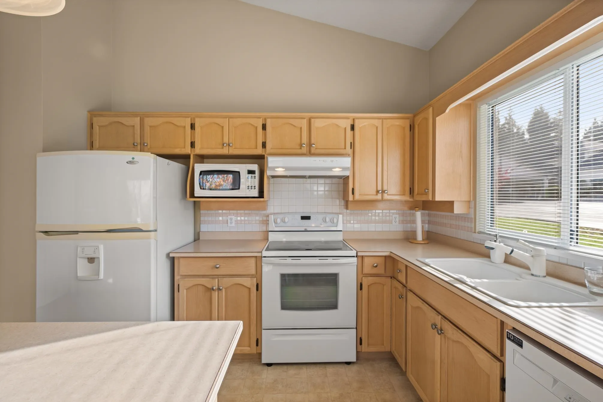 79 9012 Walnut Grove Drive