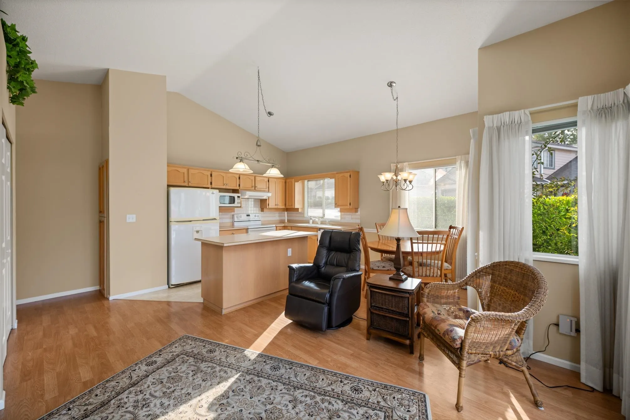 79 9012 Walnut Grove Drive