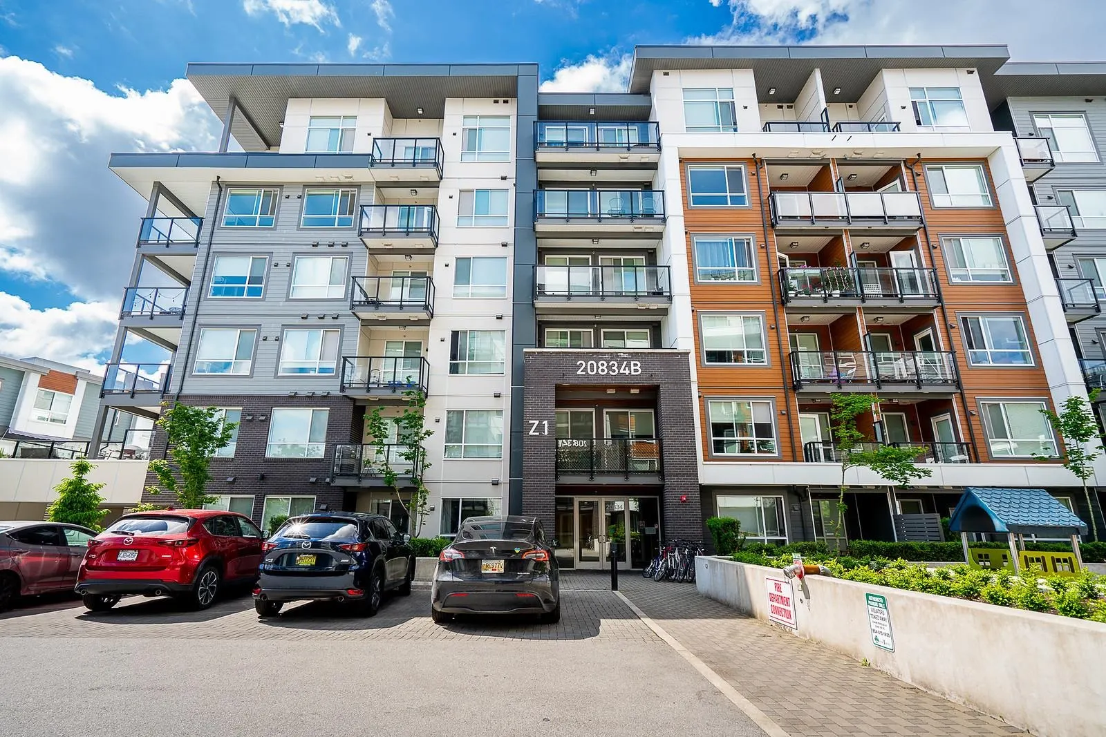 B502 20834 80 Avenue