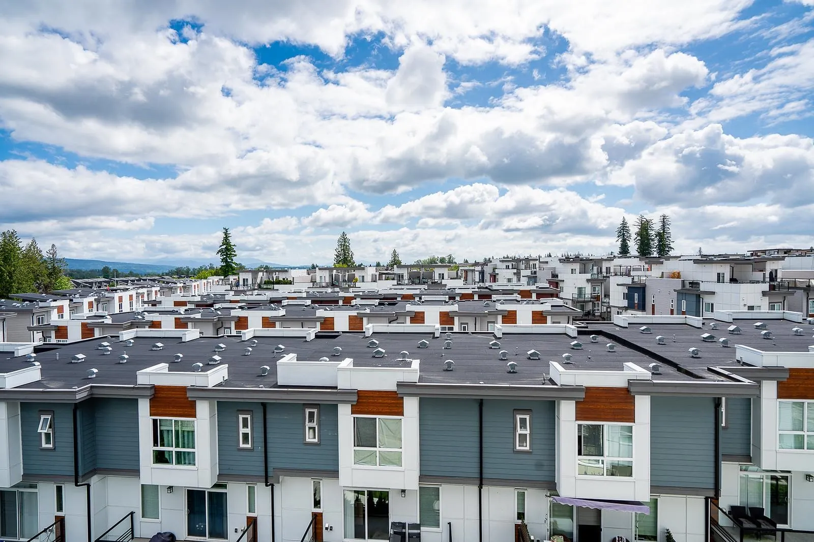 B502 20834 80 Avenue