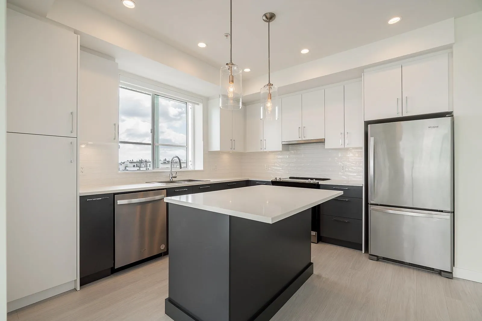 B502 20834 80 Avenue