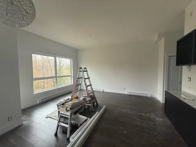 503 2362 Whyte Avenue