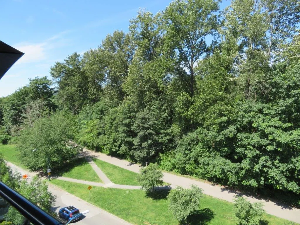 503 2362 Whyte Avenue