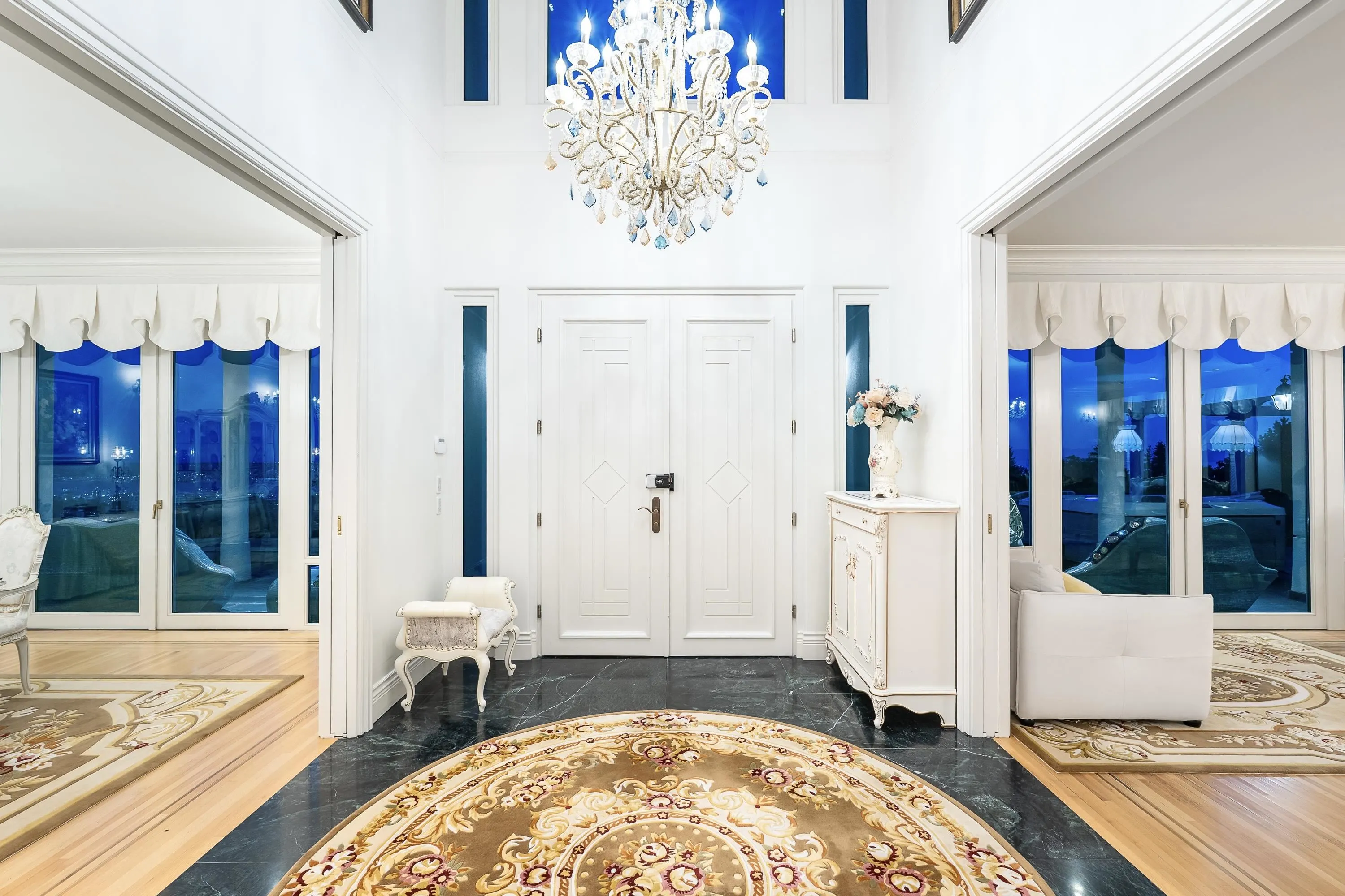 965 King Georges Way