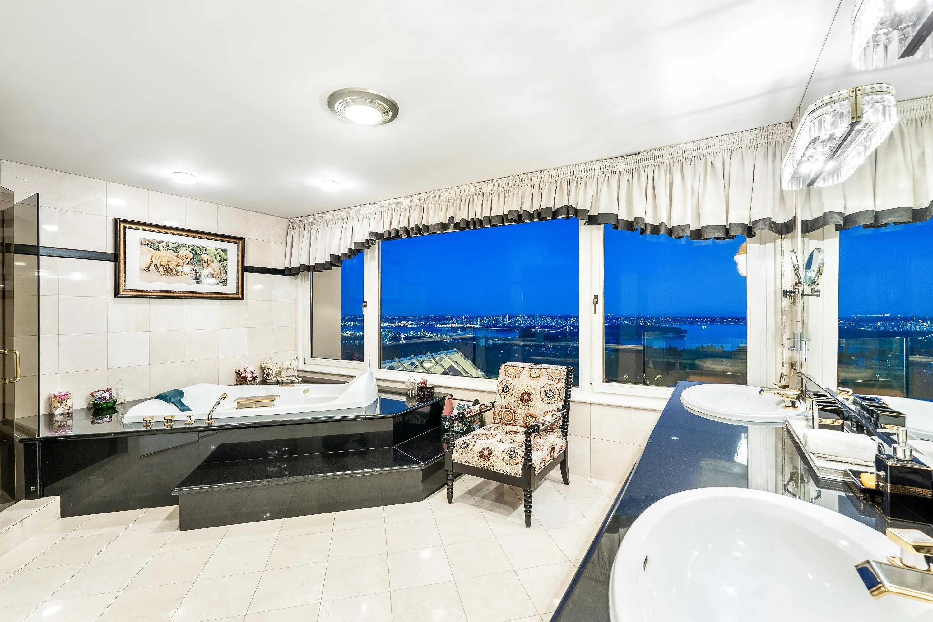 965 King Georges Way