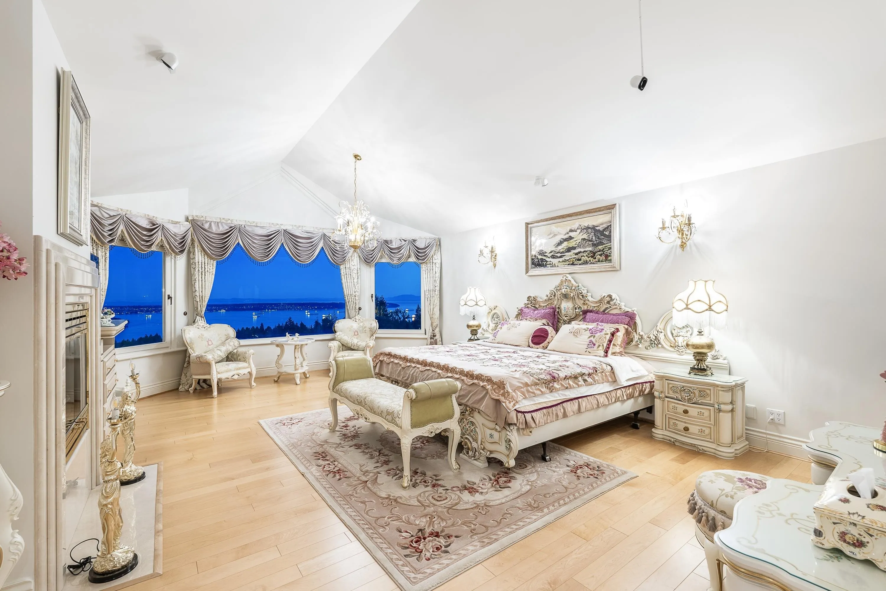 965 King Georges Way