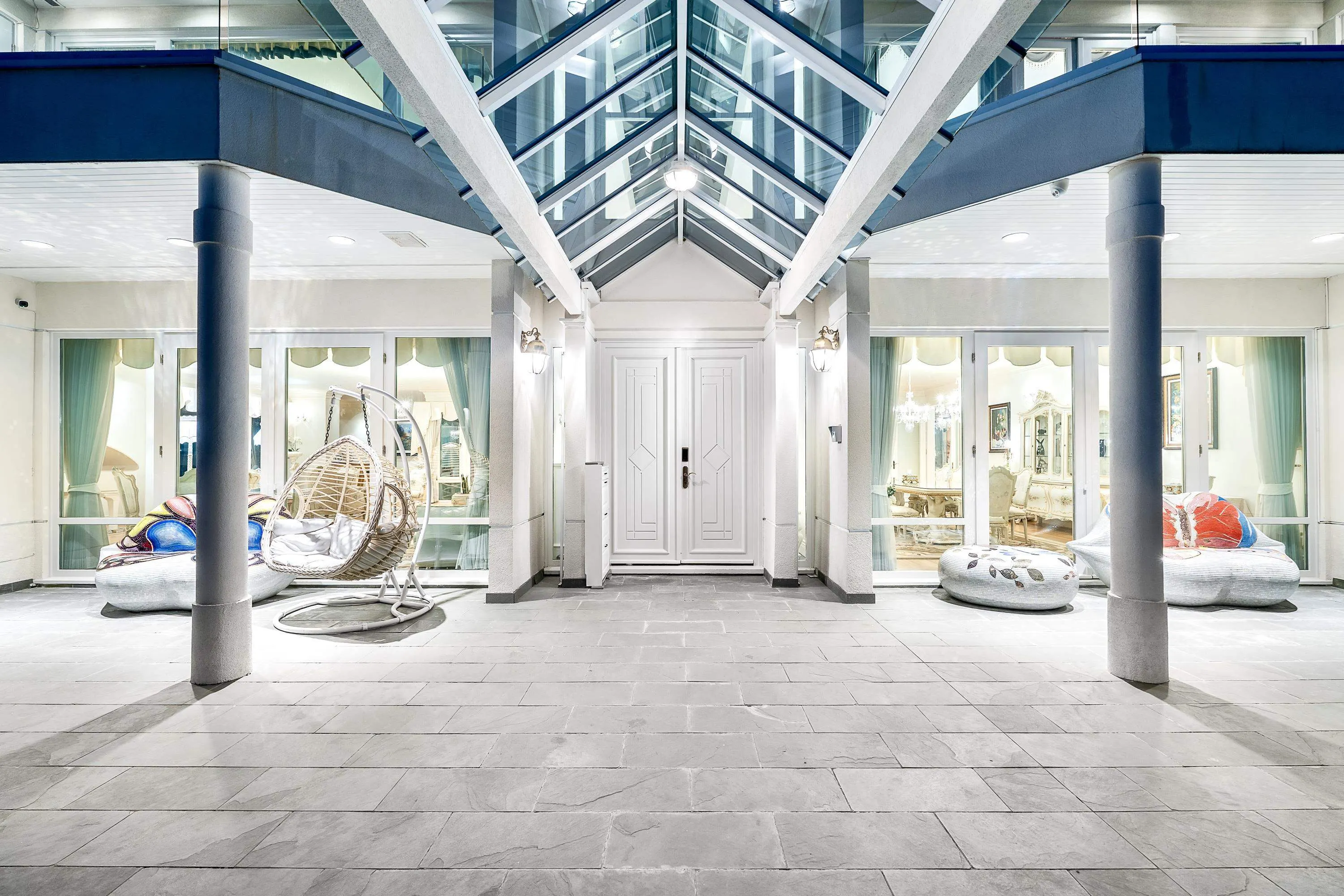 965 King Georges Way