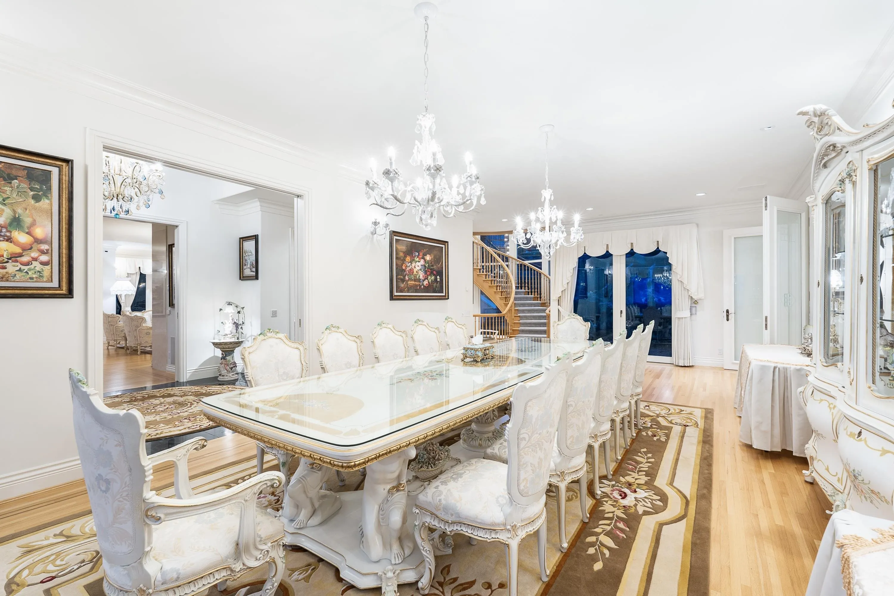 965 King Georges Way