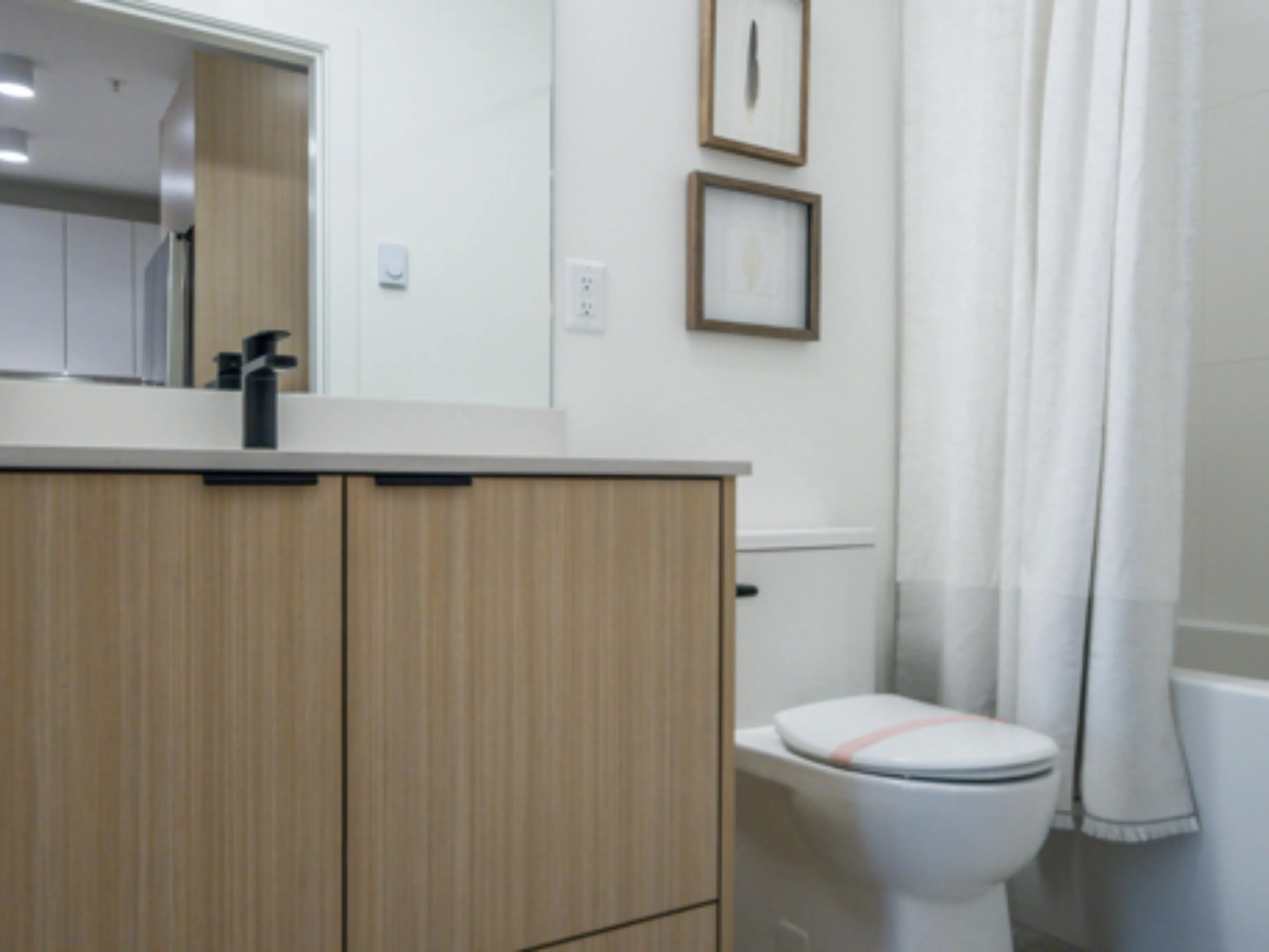 424 20769 Fraser Highway