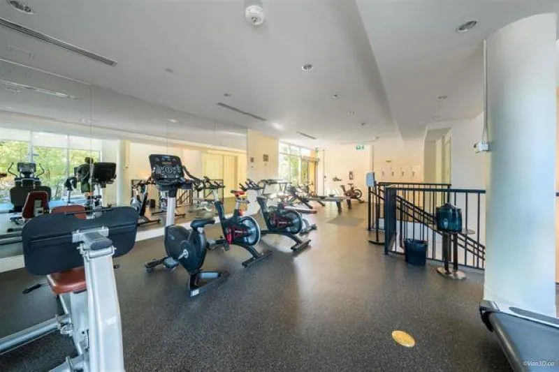 402 13318 104 Avenue