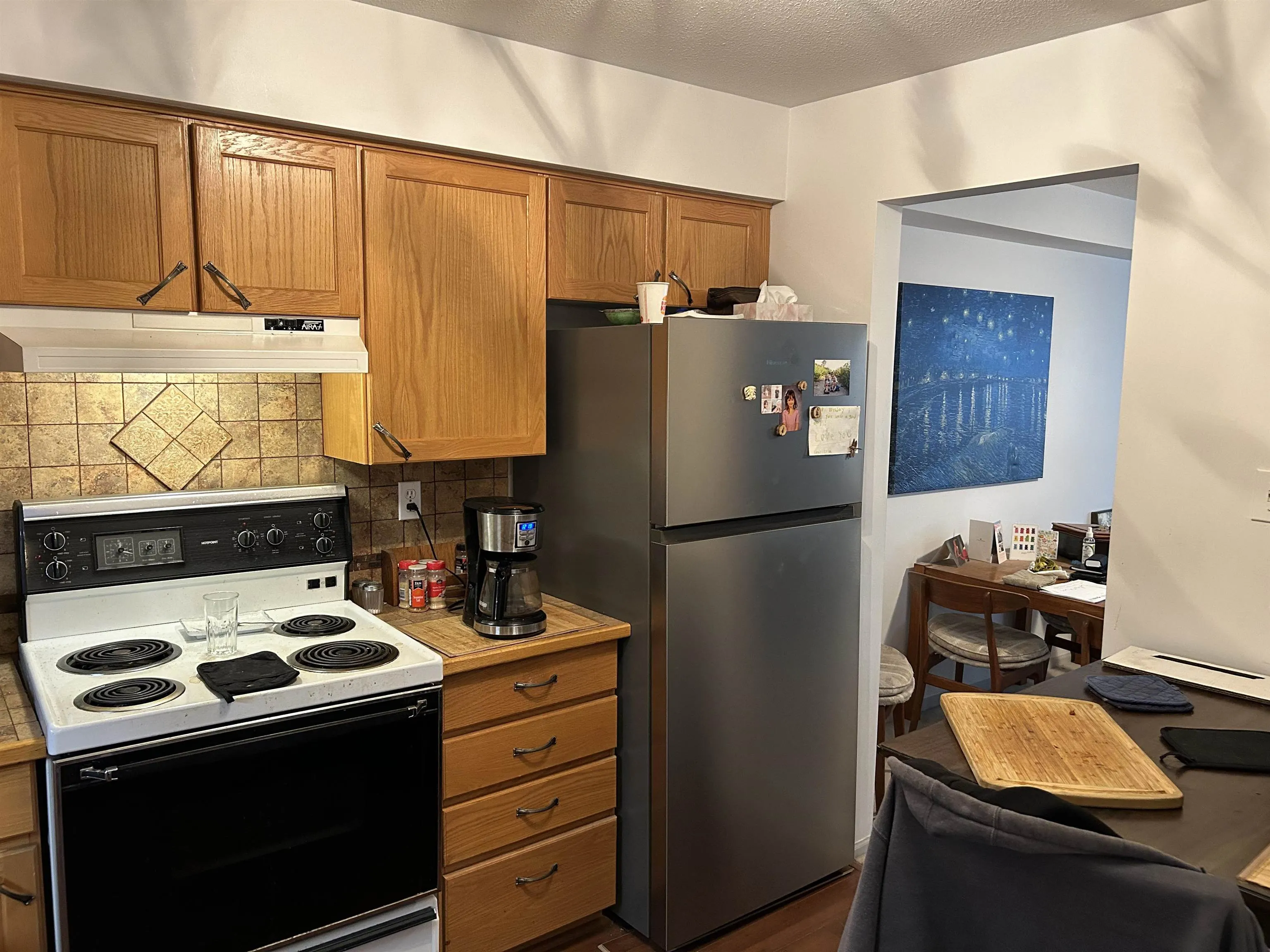 209 9186 Edward Street