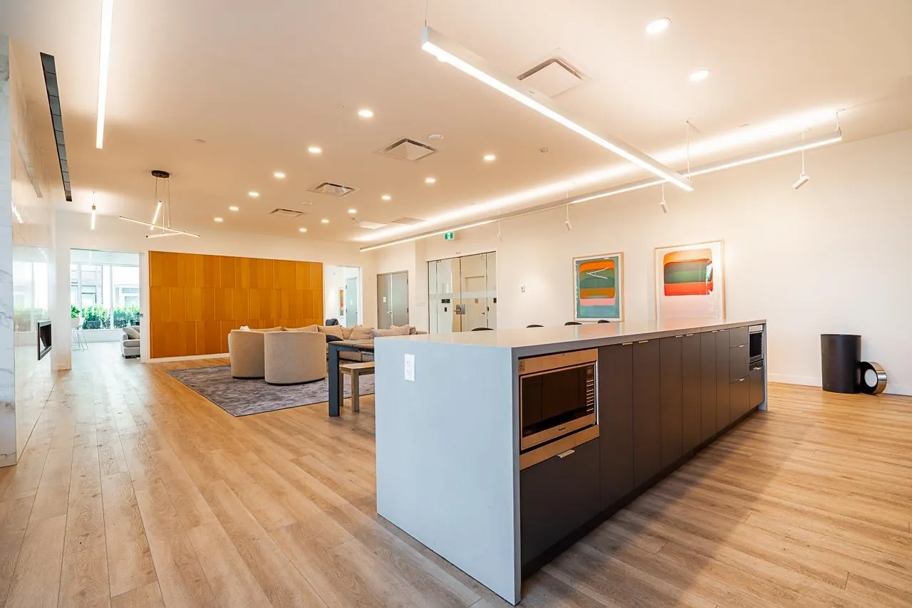 1306 308 Alderson Avenue