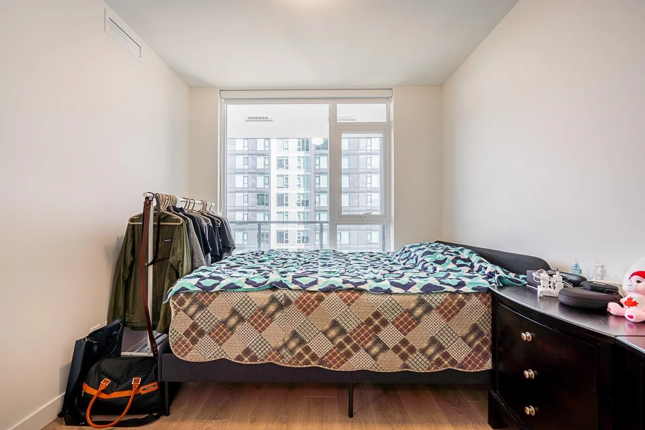 1306 308 Alderson Avenue