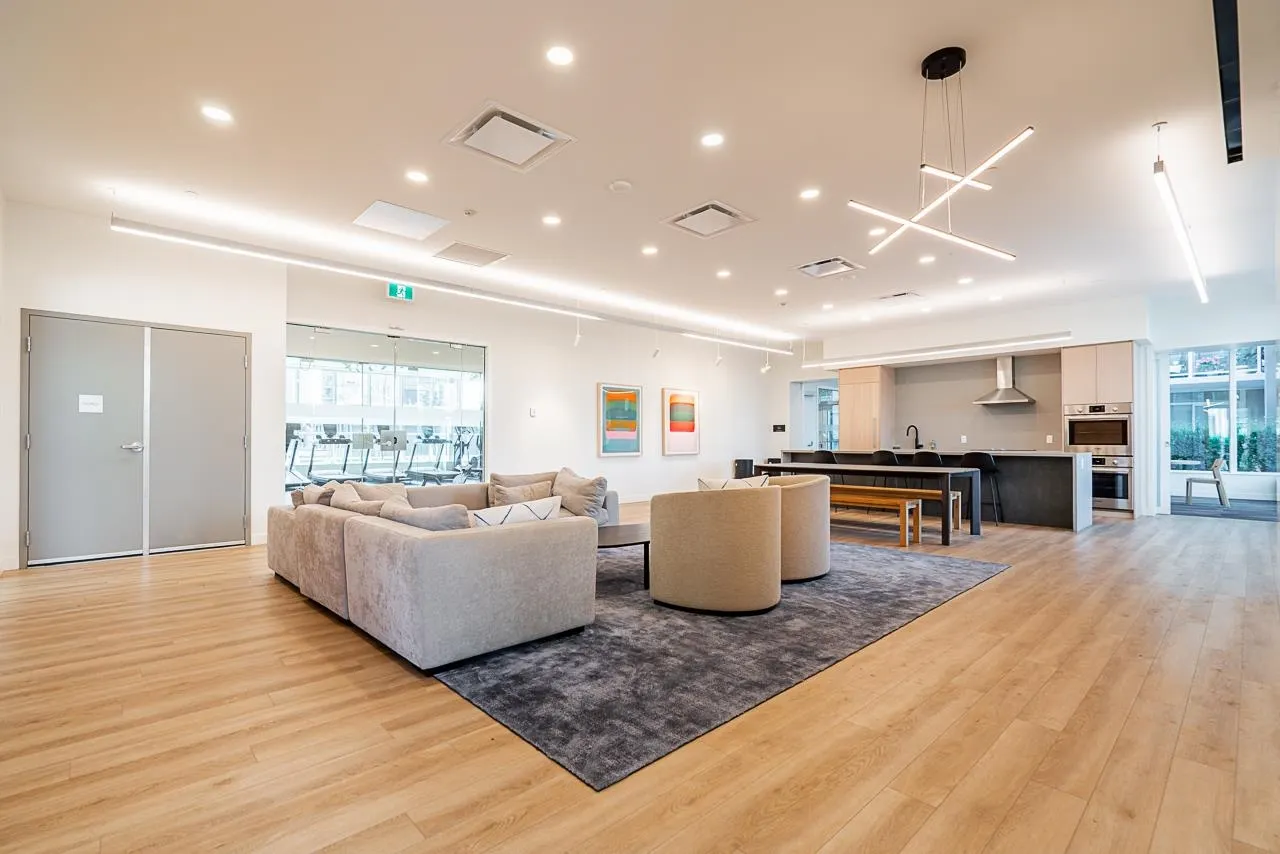 1306 308 Alderson Avenue