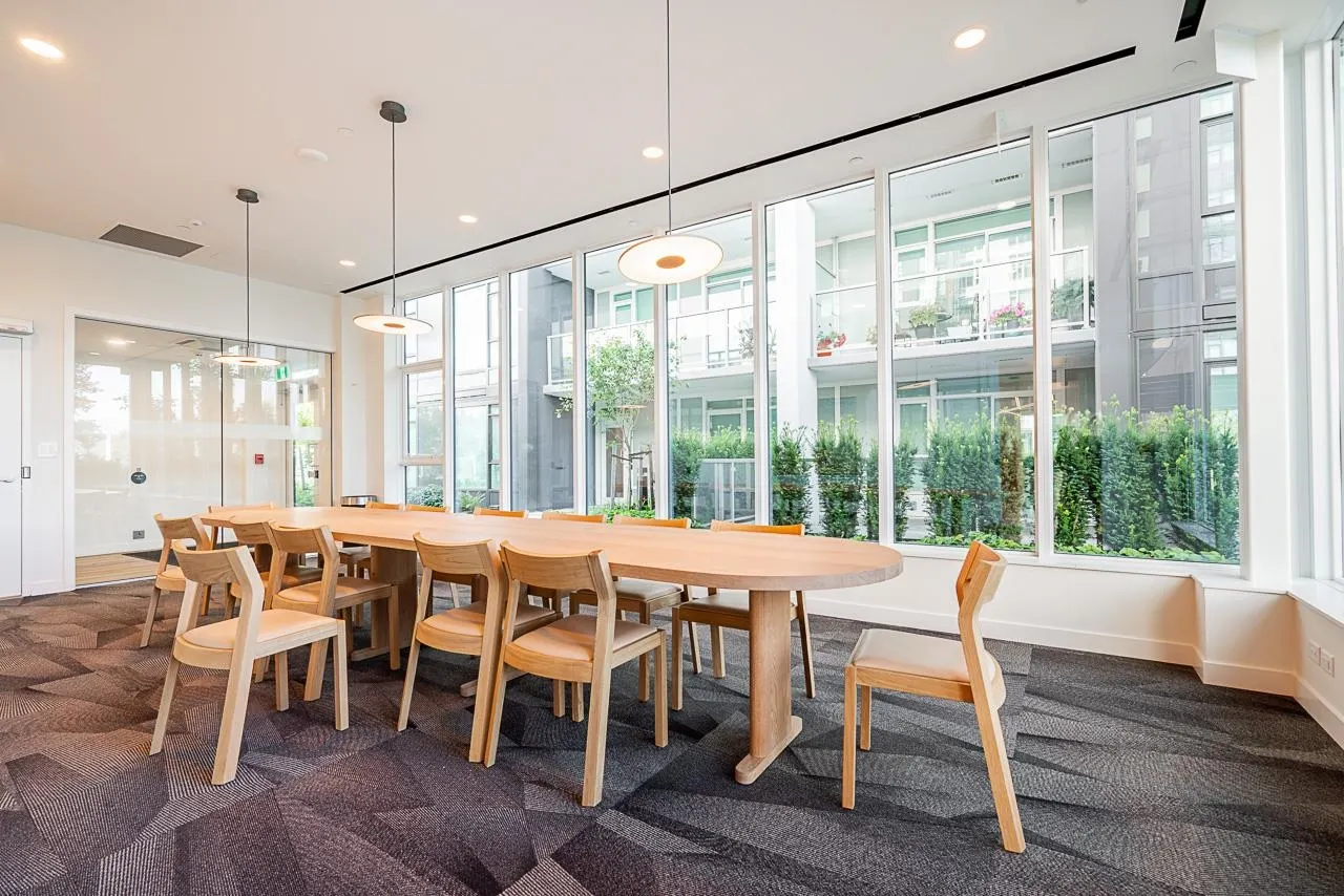 1306 308 Alderson Avenue