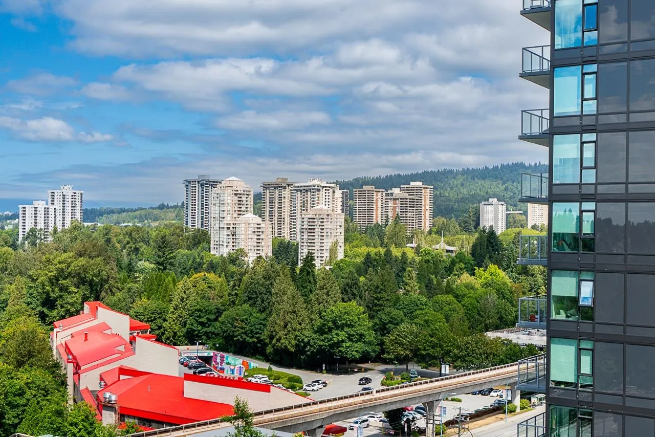 1306 308 Alderson Avenue