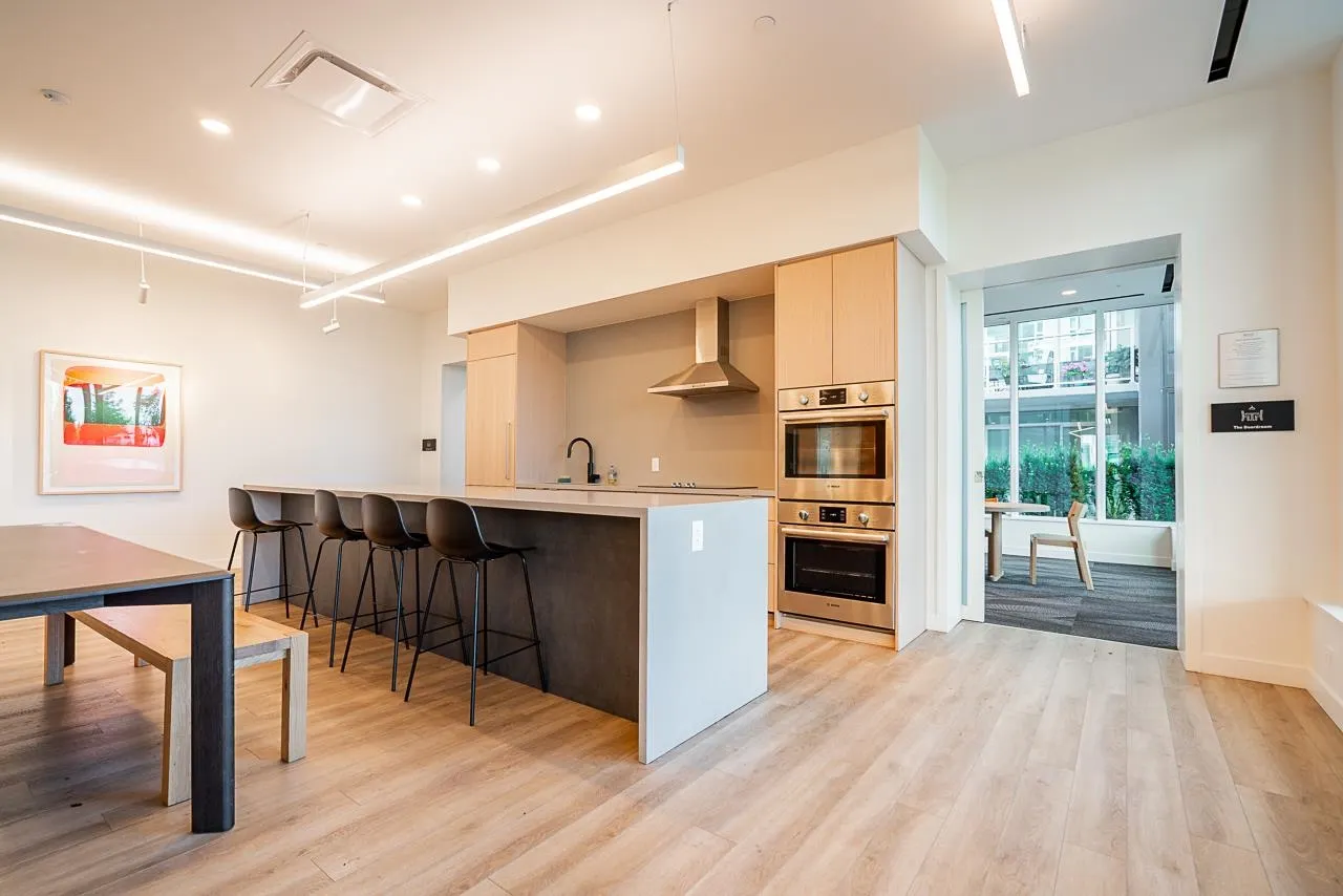 1306 308 Alderson Avenue