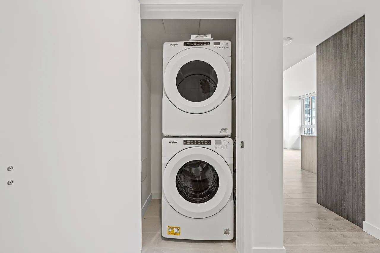 1902 6463 Silver Avenue