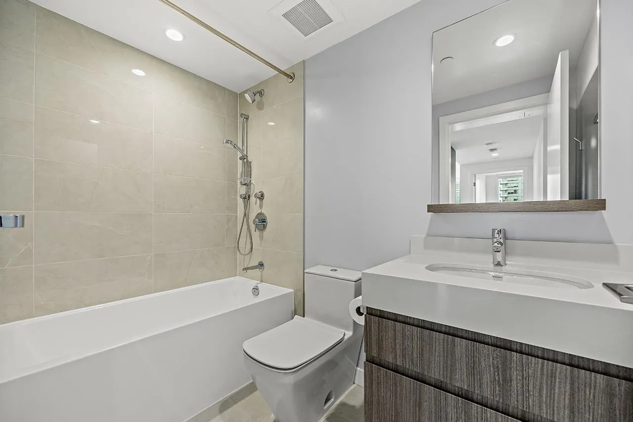 1902 6463 Silver Avenue