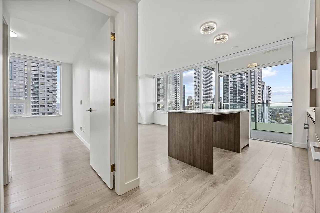 1902 6463 Silver Avenue