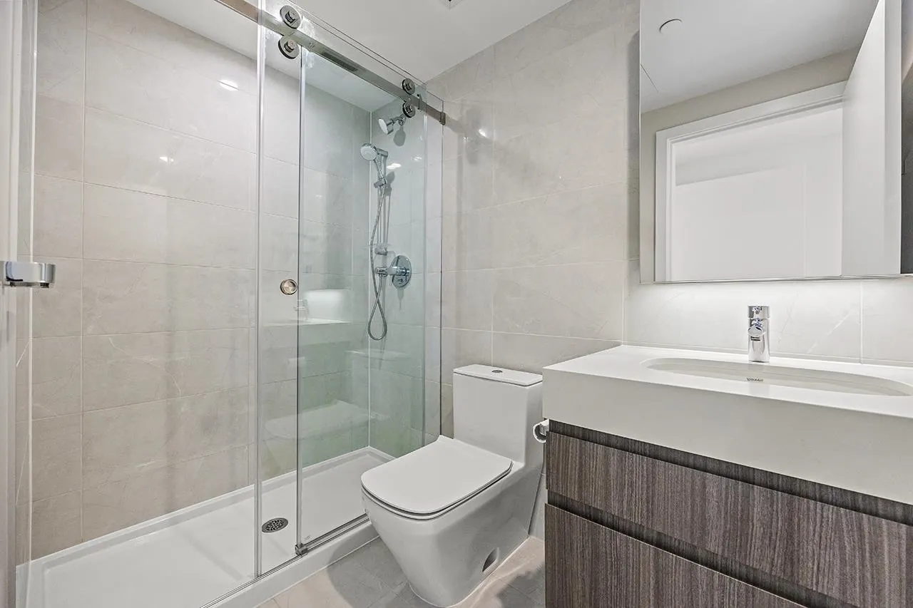 1902 6463 Silver Avenue