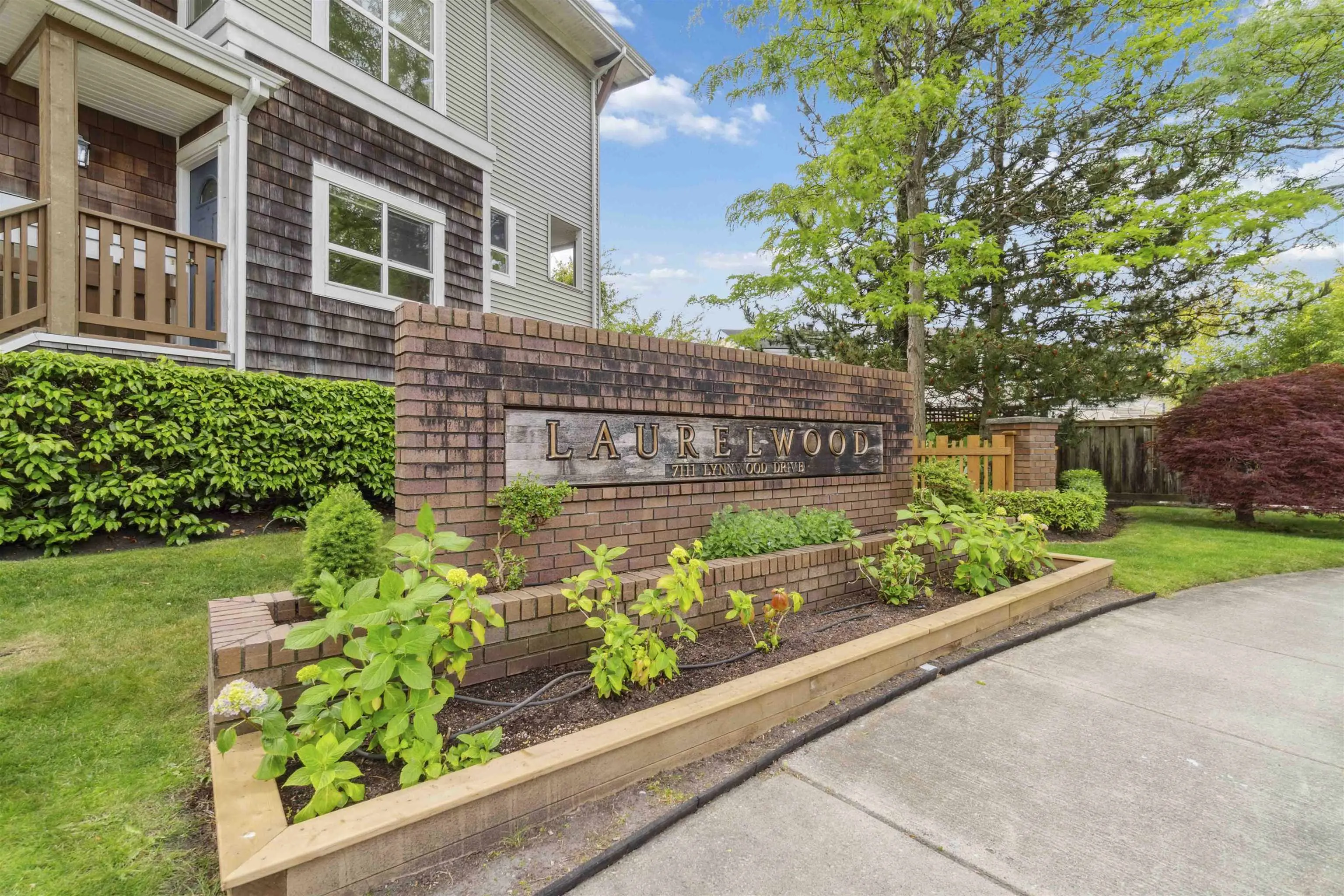 38 7111 Lynnwood Drive