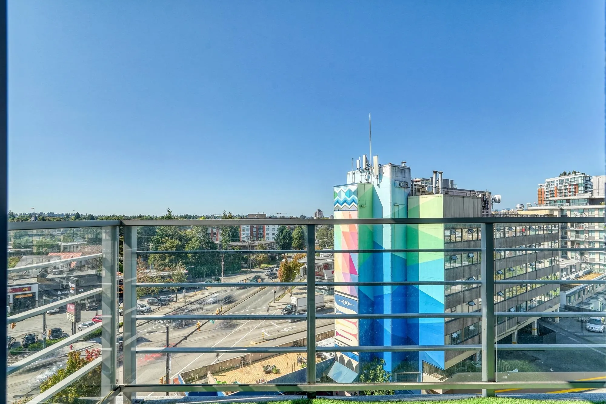 903 2788 Prince Edward Street