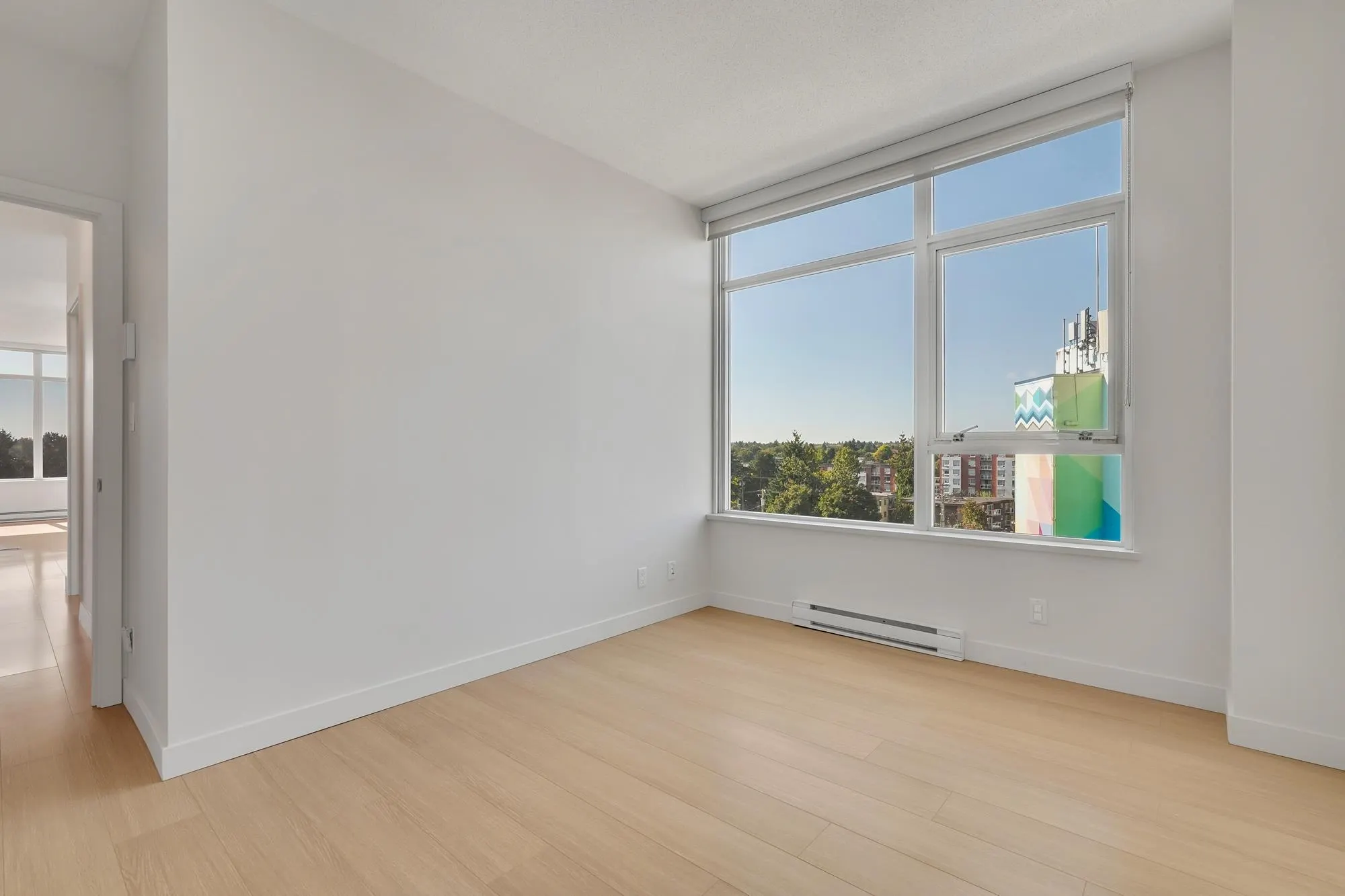 903 2788 Prince Edward Street