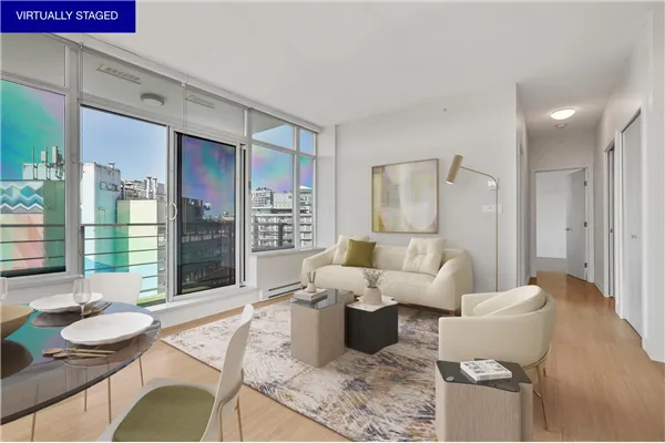 903 2788 Prince Edward Street