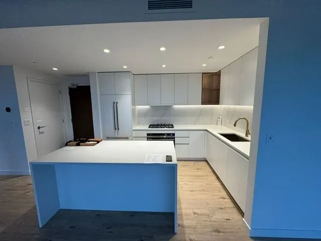 4007 720 Farrow Street