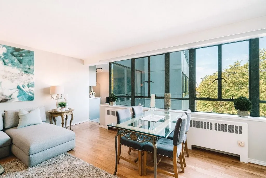 310 1445 Marpole Avenue