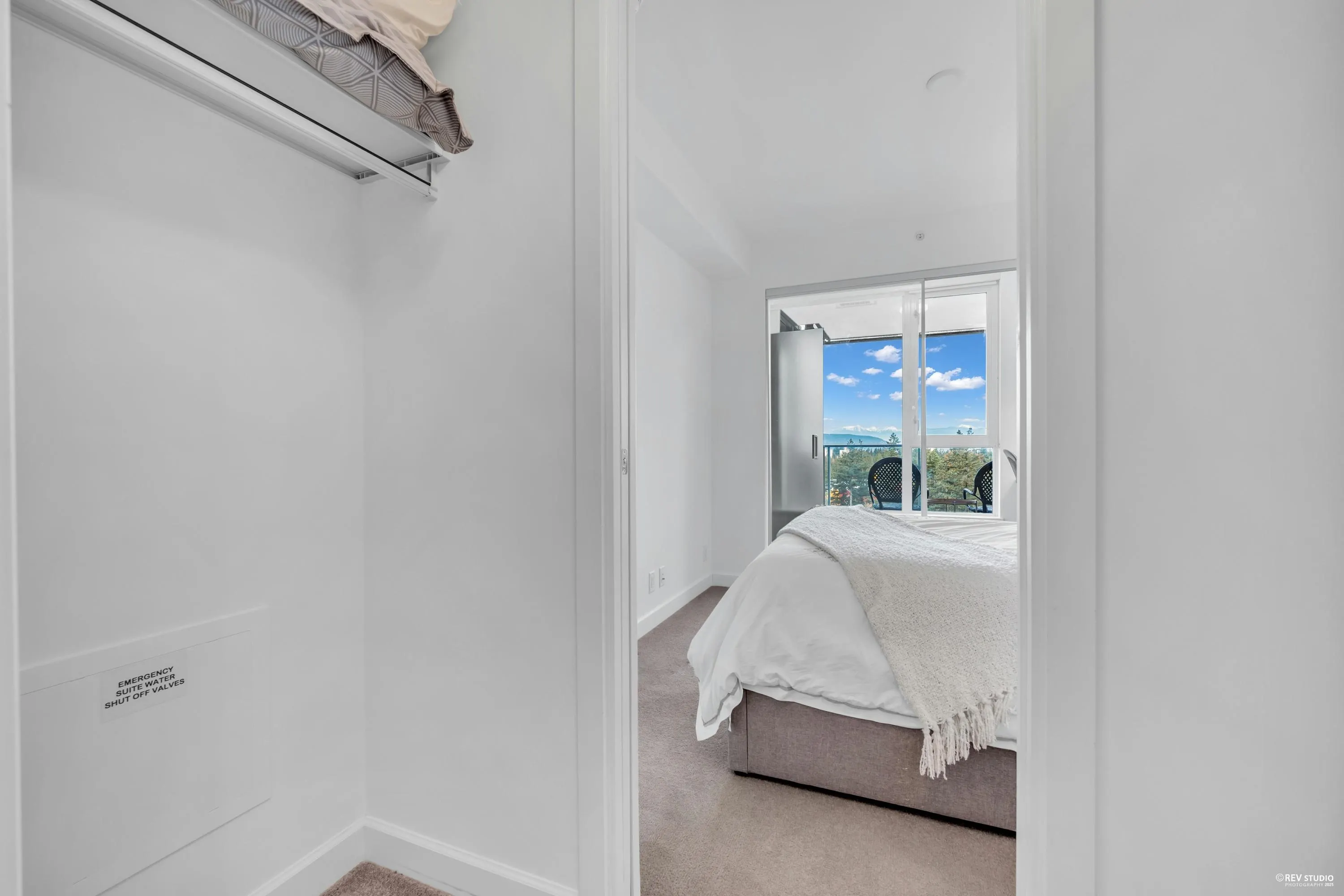 2303 3355 Binning Road