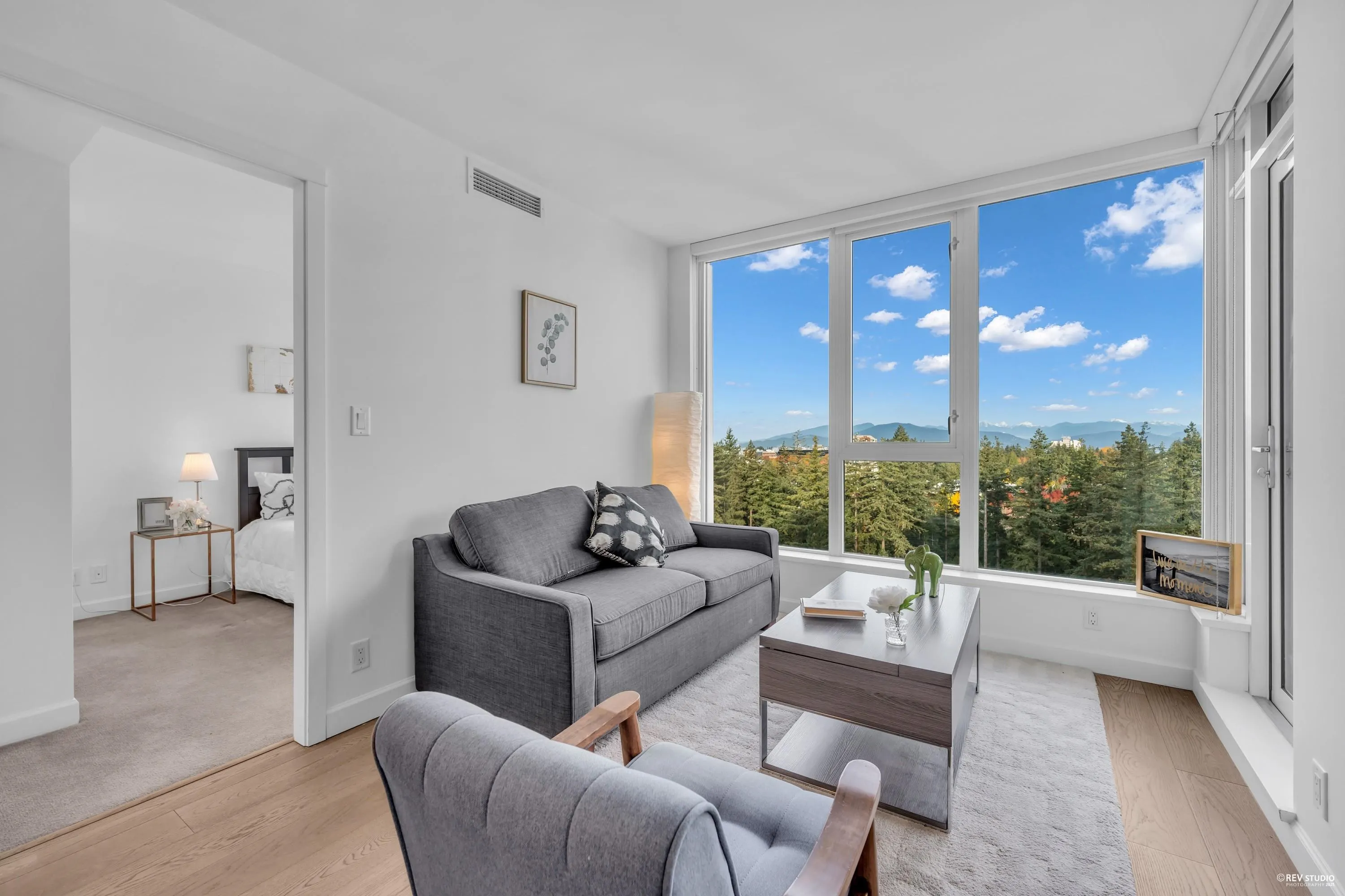 2303 3355 Binning Road