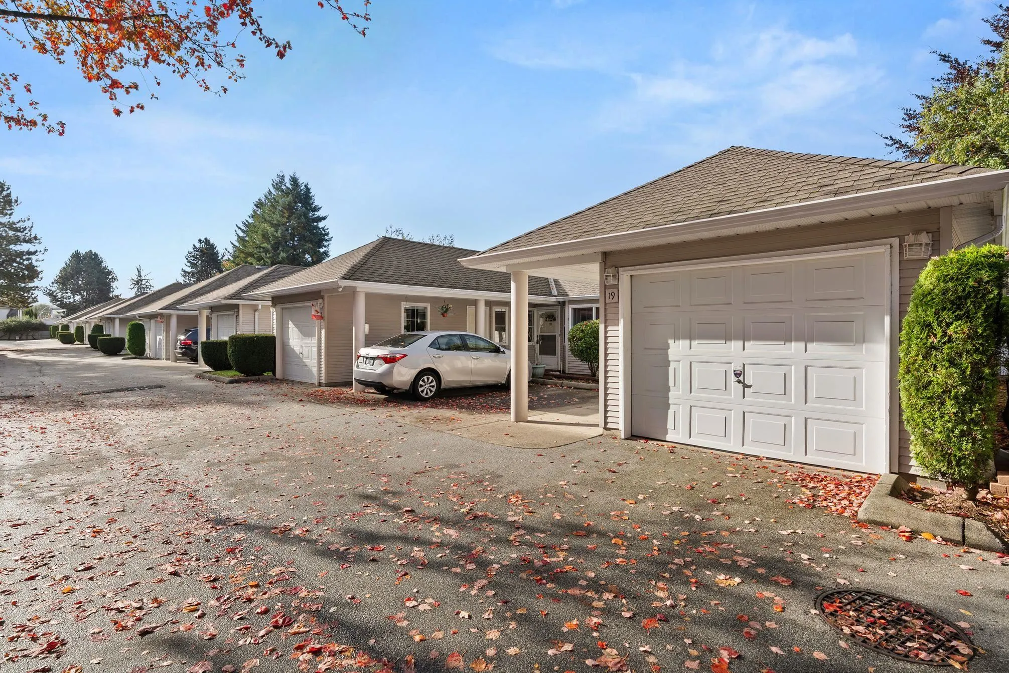 19 7127 124th Street