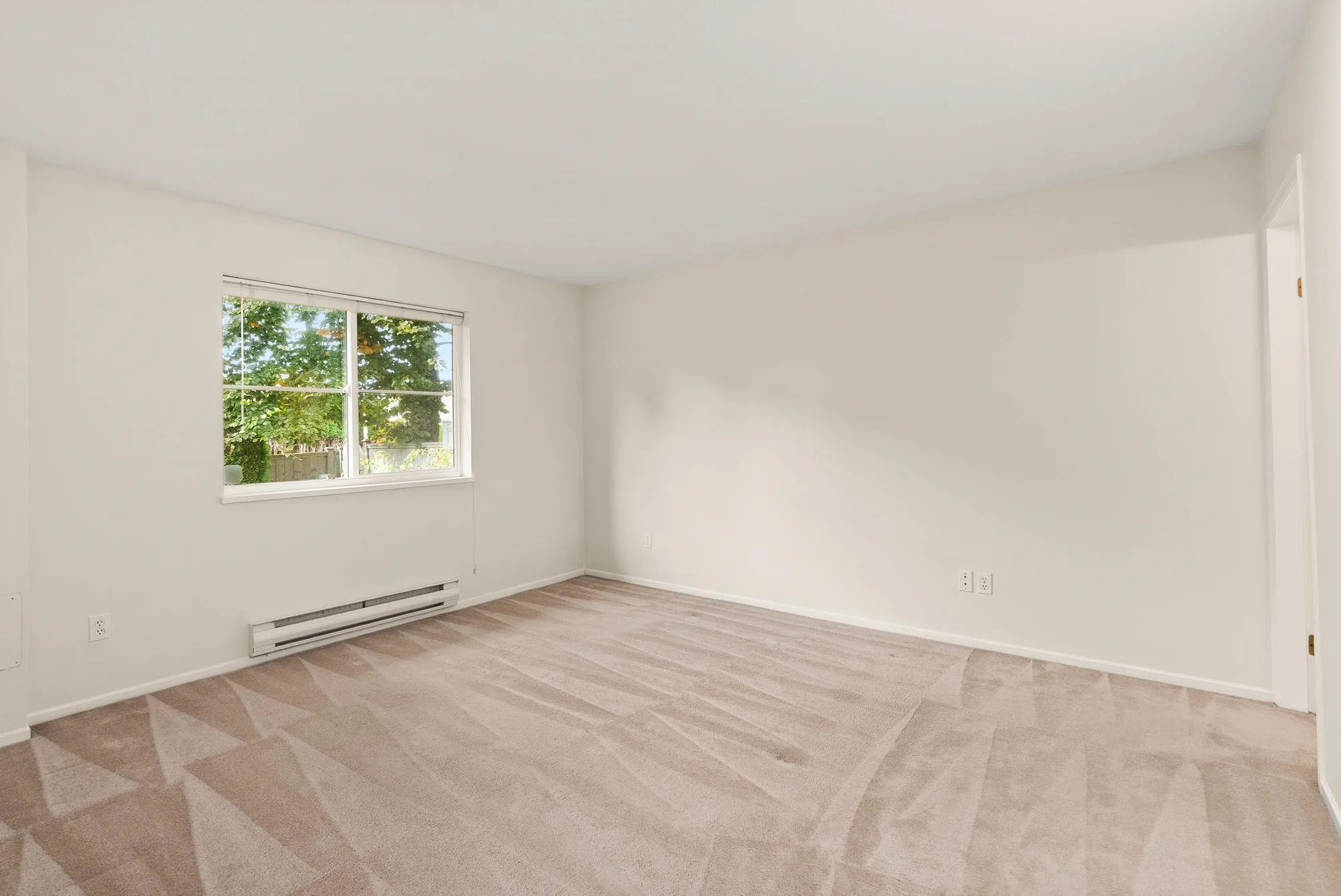 19 7127 124th Street