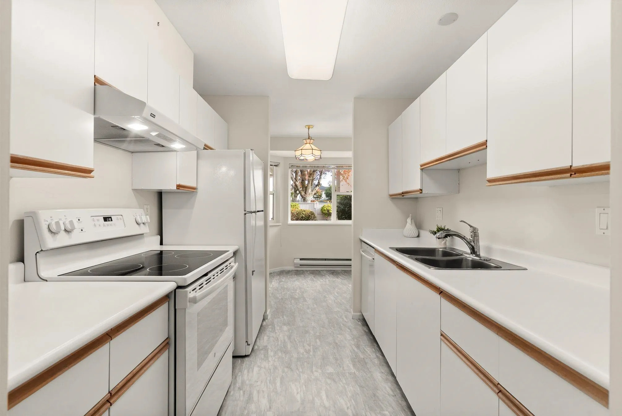 19 7127 124th Street