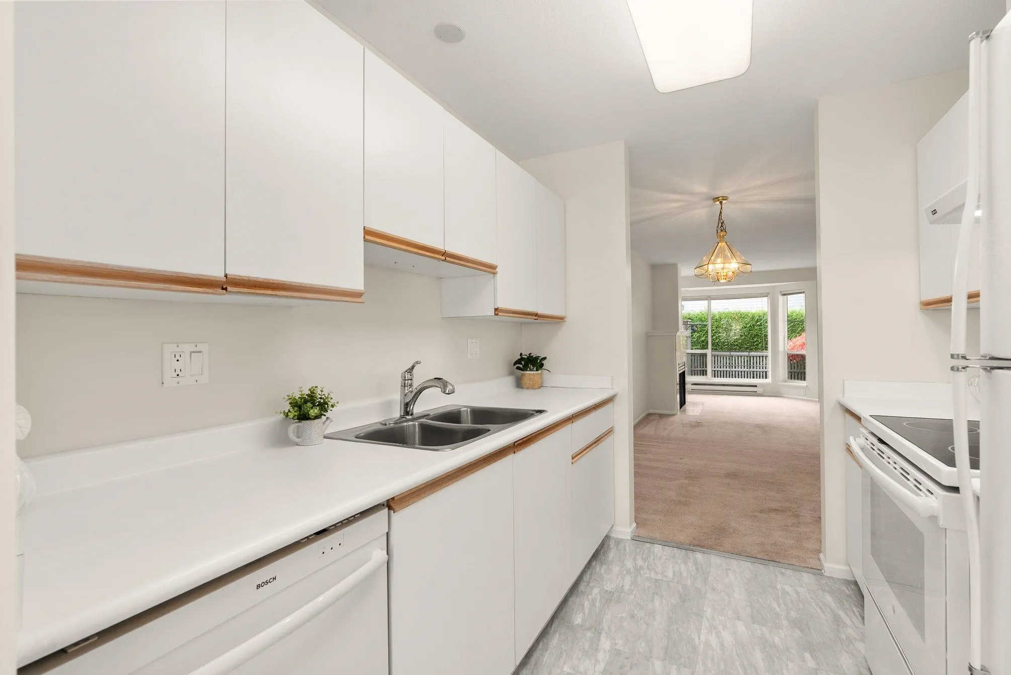 19 7127 124th Street