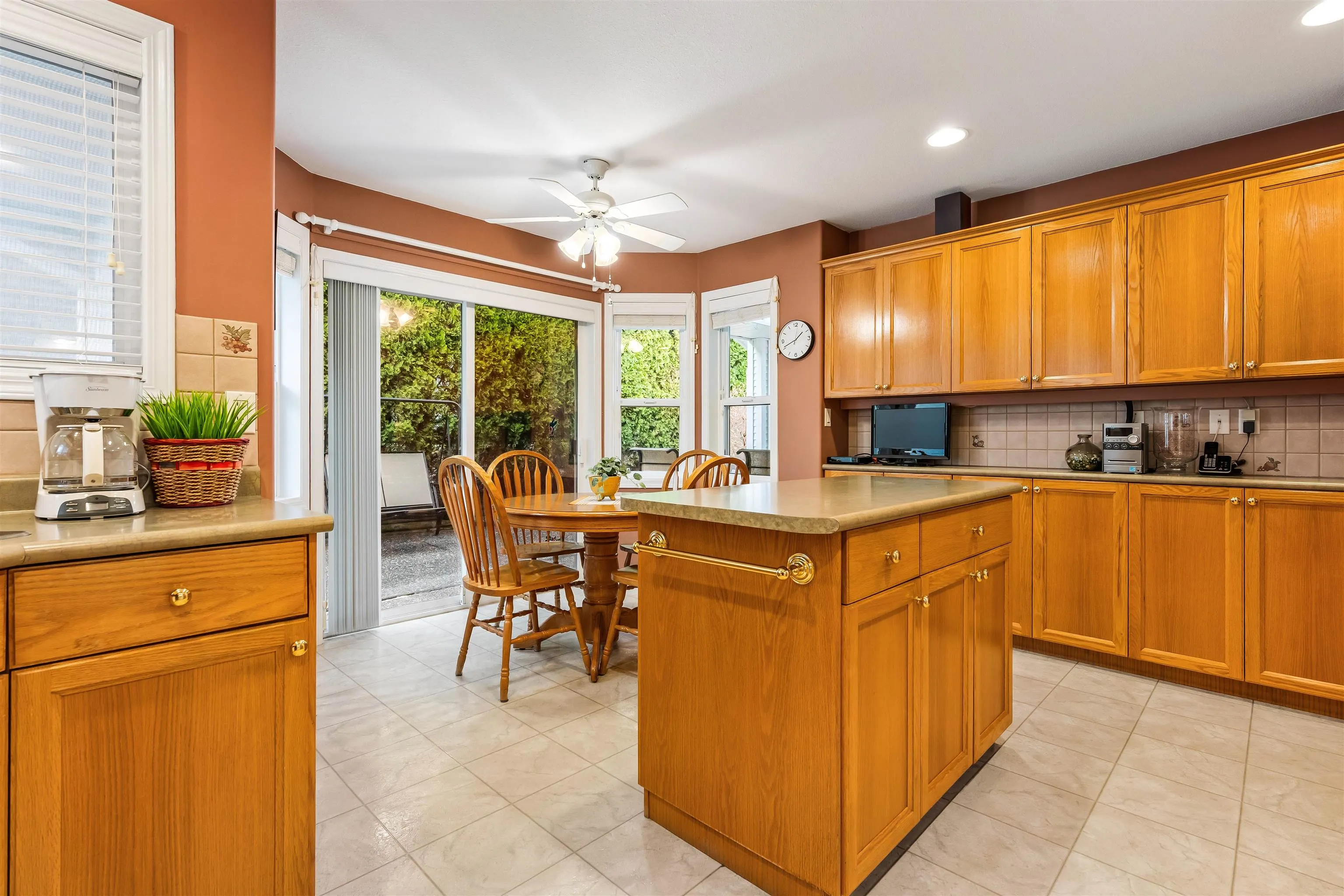 110 6001 Promontory Road