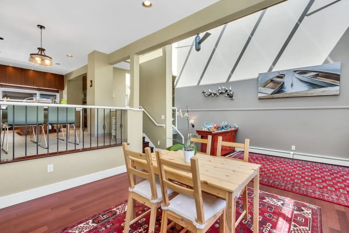 4255 St Pauls Avenue