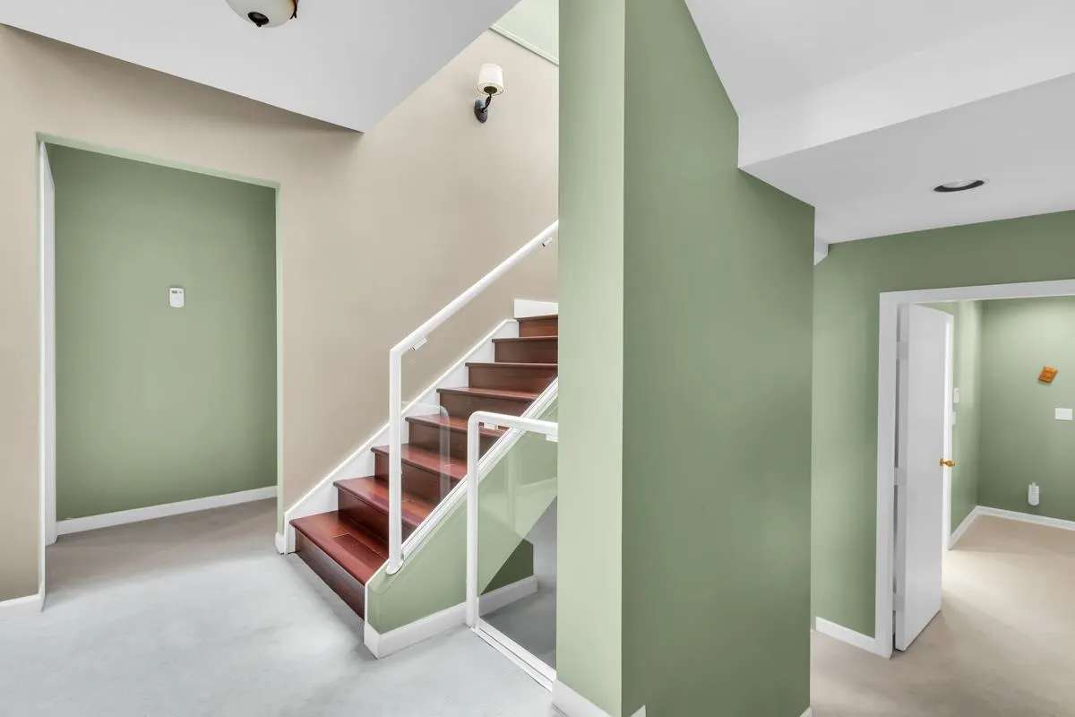 4255 St Pauls Avenue