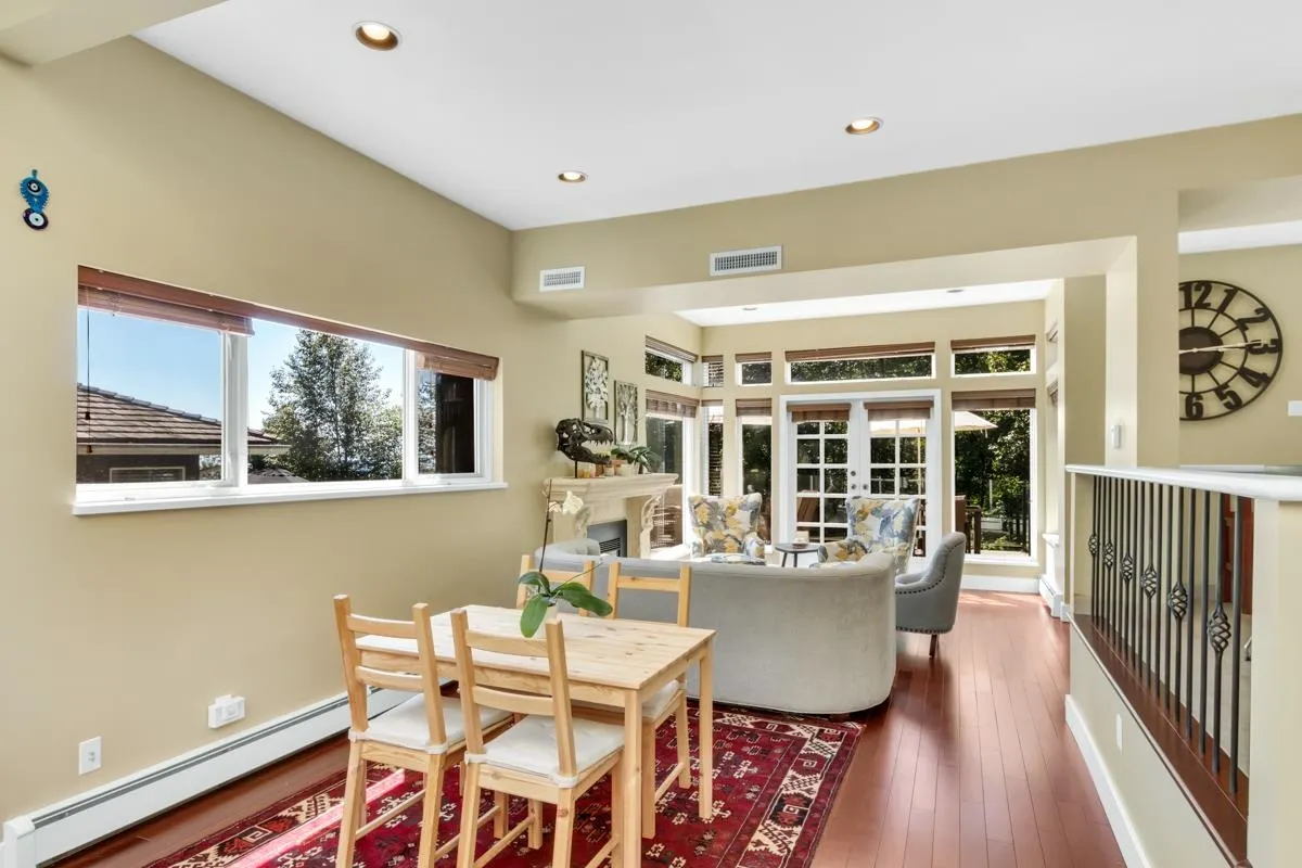 4255 St Pauls Avenue